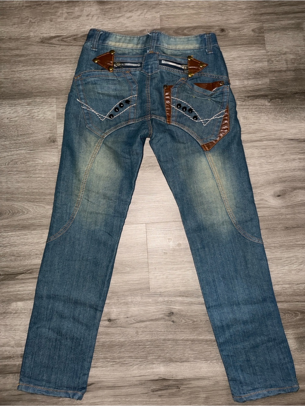 Low rise jeans